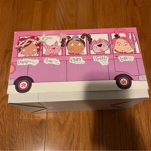 Camilla and Friends My Pink Limo 10 Books & 4 Stacking Nesting Blocks Set Posie